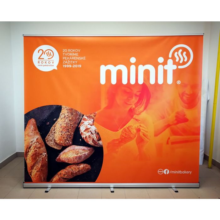 Minit promo stěna