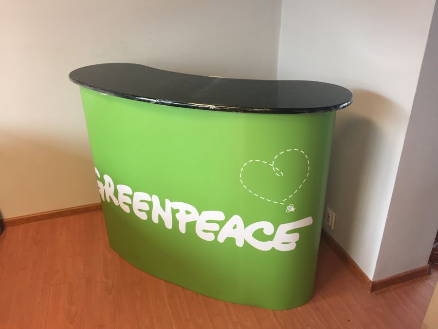 prezentační stůl greenpeace