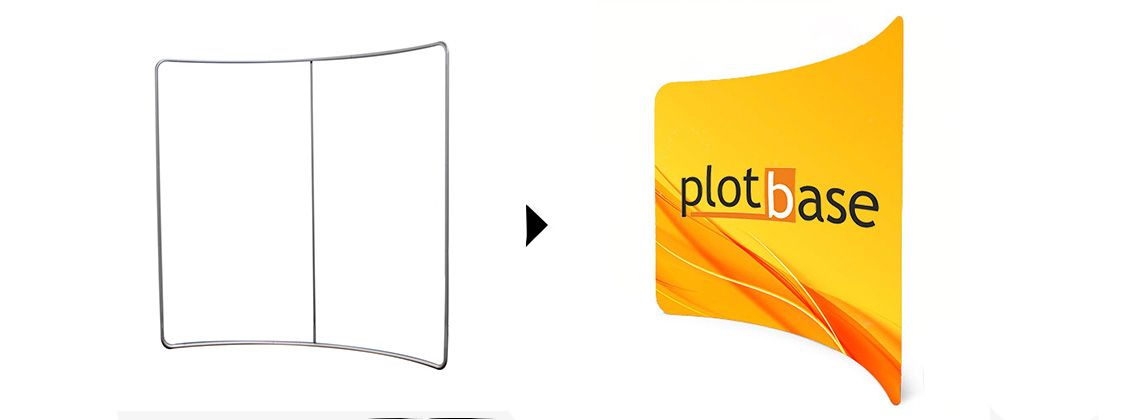 Proces rozbalování prezentační textilní stěny
