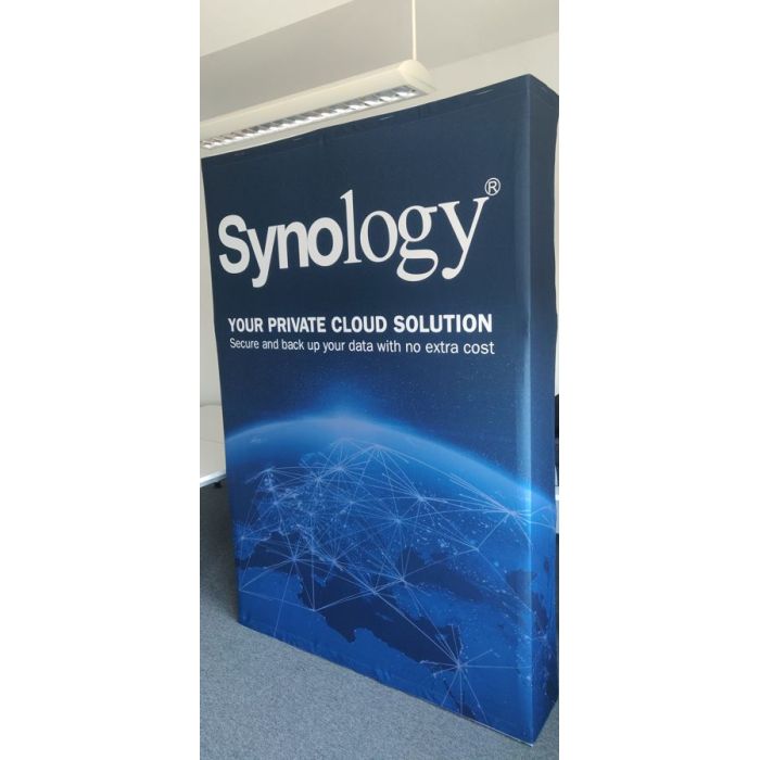 Hop Up prezentační stěna Synology