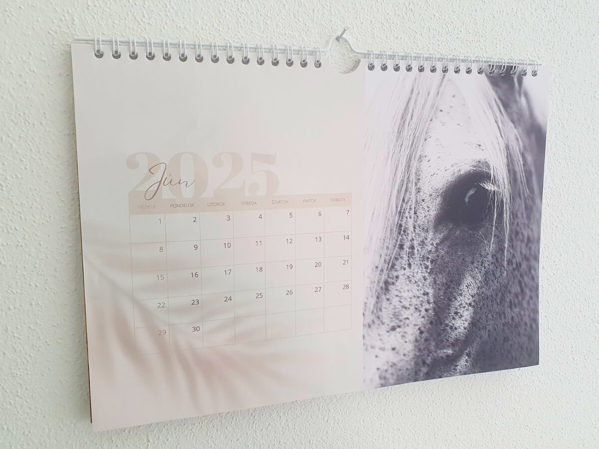  Nástěnný kalendář.