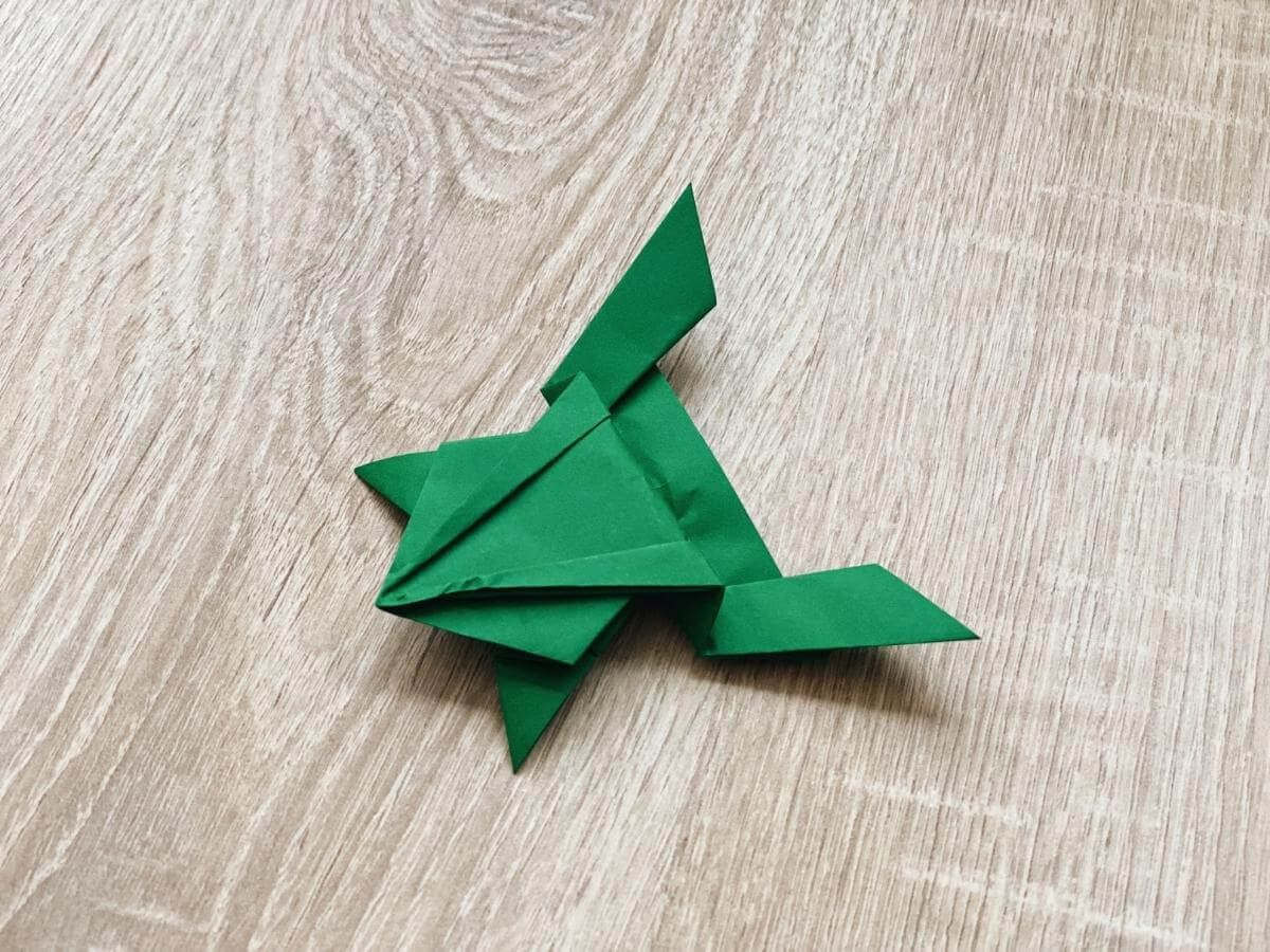 Origami žába