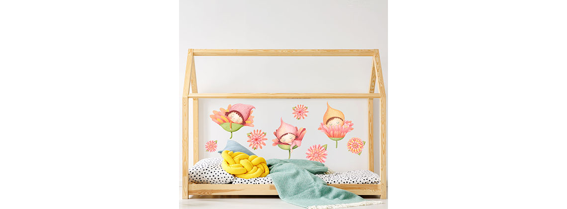 Nálepky na zeď skřítci v květinách